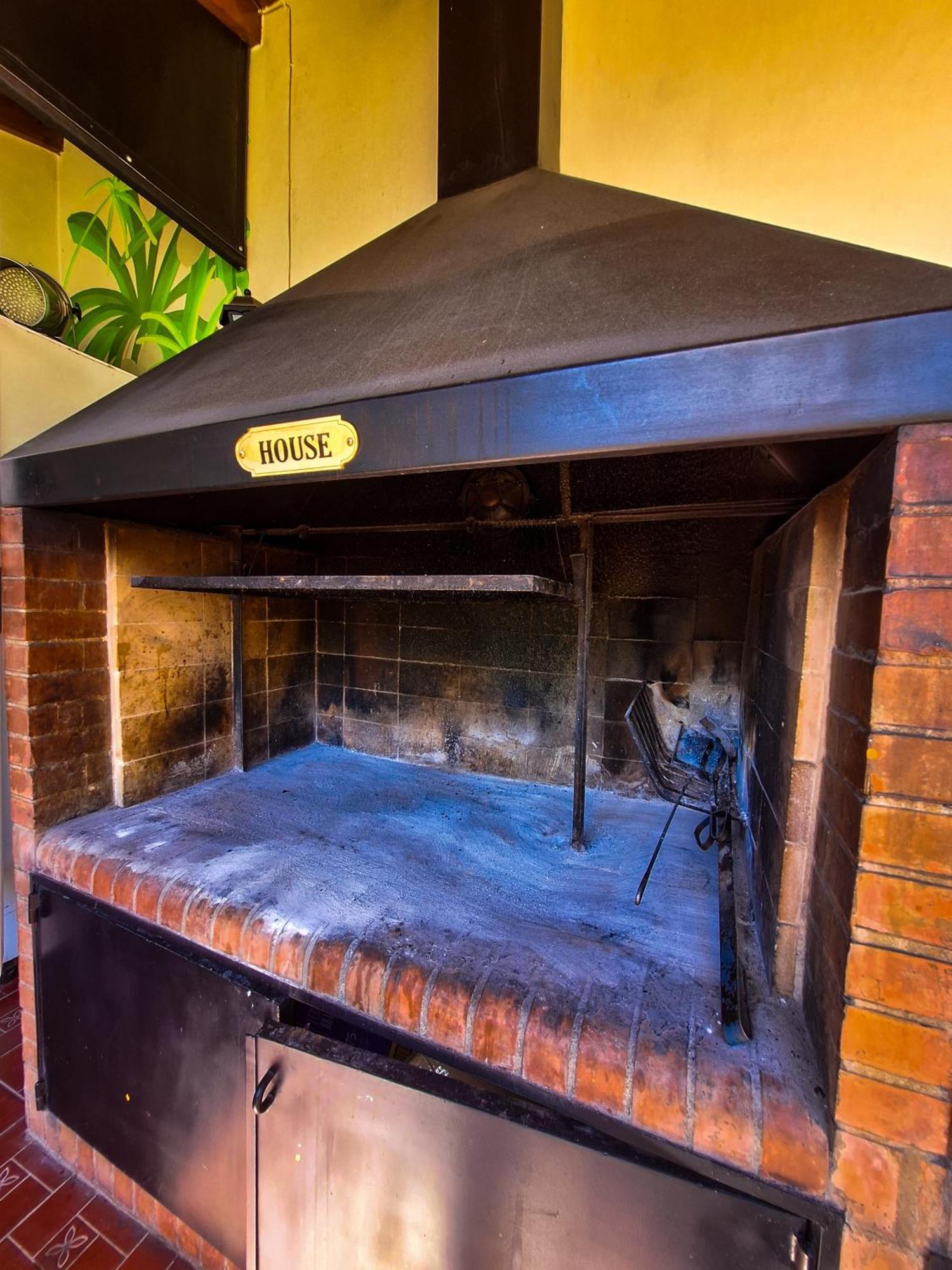 Fuxia House Albergue Mendoza